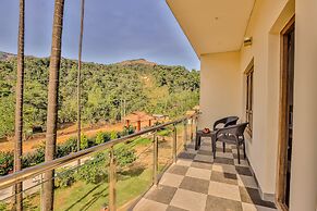 Hill Crest Resort