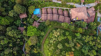 Hill Crest Resort