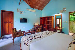 Hill Crest Resort