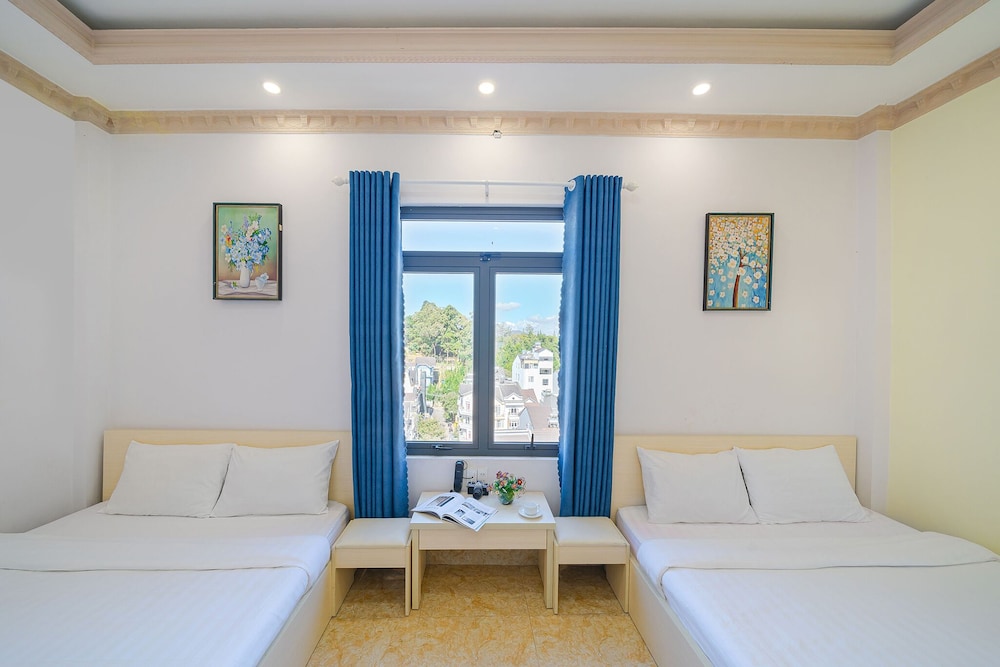 RAON Central Hotel