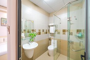 RAON Central Hotel