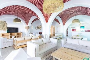 Dar Barsha Beach Front White Sand and Happiness