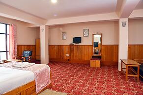 Rufina Royal Lachung