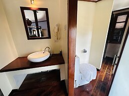 Xanumkieng Guest House