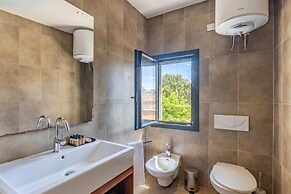 Onefifty Gozitan Villa and Pool