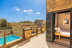 Onefifty Gozitan Villa and Pool