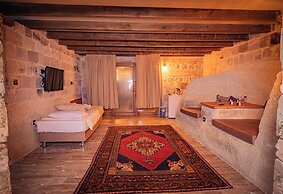 Sur Cave Hotel