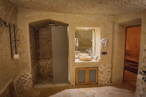 Sur Cave Hotel