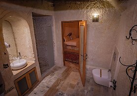 Sur Cave Hotel