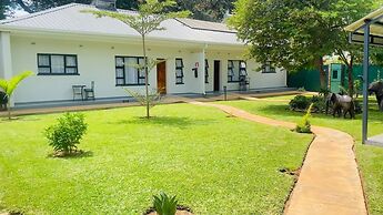 Murugare Lodge