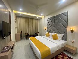 Hotel Aditya Grand - Bhopal