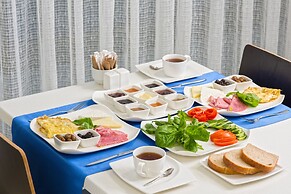 Citrus Luna Suite