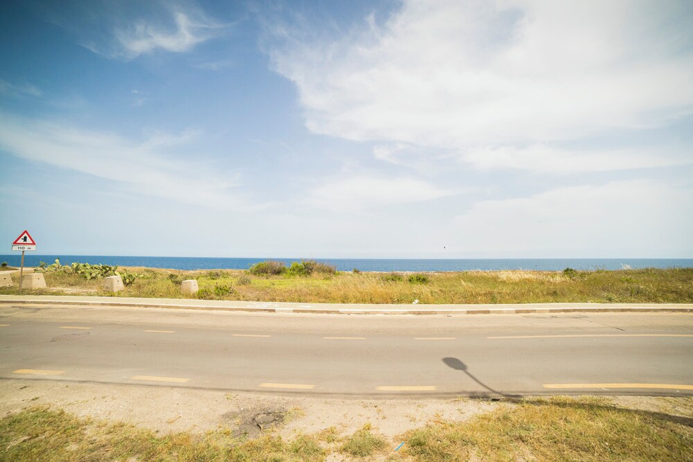 Casa Panorama Front of the Sea