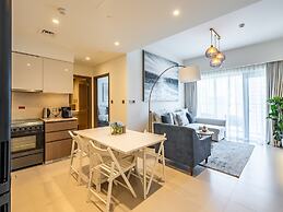 Cityscape Splendor Lavish 1BR Uptown