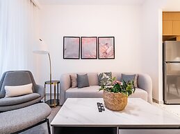 Creek Beachfront Heaven 1BR Luxe Harbor