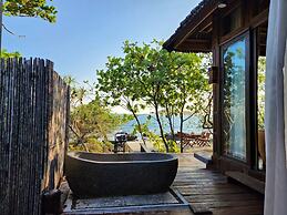Full Moon Private Island