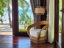 Full Moon Private Island