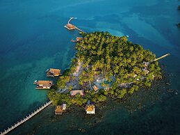 Full Moon Private Island