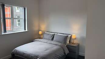 Beautiful 1-bed Apartment in Tipton