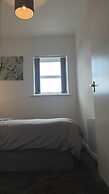 Beautiful 1-bed Apartment in Tipton