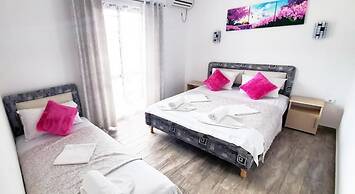 Apartments Cota