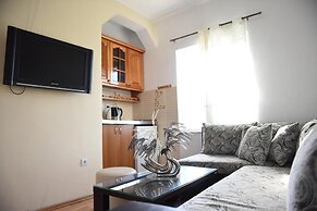 Apartments Cota