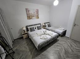 Apartments Cota