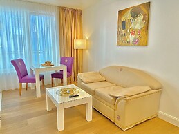Vienna International Living