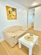 Vienna International Living
