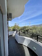 Oasis Hotel