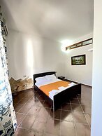 Oasis Hotel
