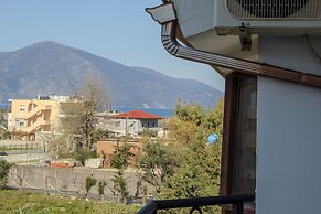 Oasis Hotel
