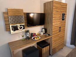 Royal Ezel Hotel