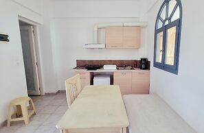 Leon Lux Apartments