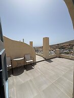 Leon Lux Apartments