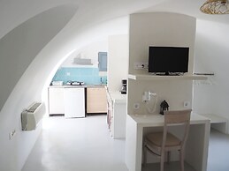 Leon Lux Apartments
