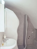 Leon Lux Apartments