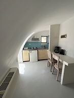 Leon Lux Apartments