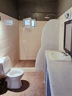 Leon Lux Apartments