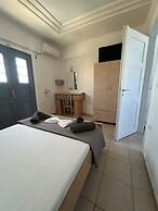 Leon Lux Apartments