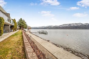 Perfect Getaway Cabin in the Okanagan 6