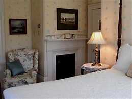 Hillsdale House Inn
