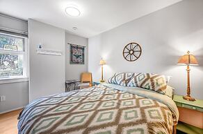 Lakeside Condo w Large Outdoor Space