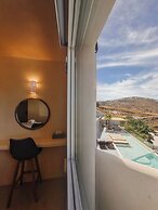 Eolithos Suites