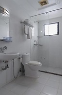 Hotel Ratnasambhava