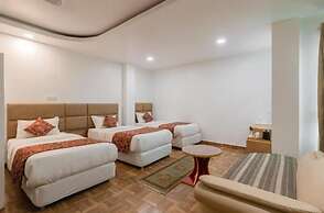 Hotel Ratnasambhava