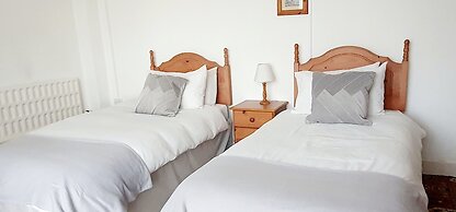 Beach Court Holiday Apartments