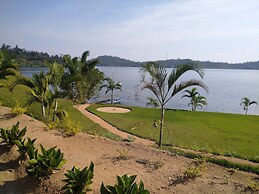 Palega Beach Inn