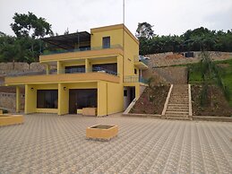Palega Beach Inn
