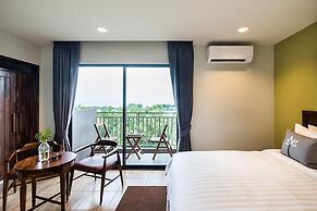 Olive Tree Hotel